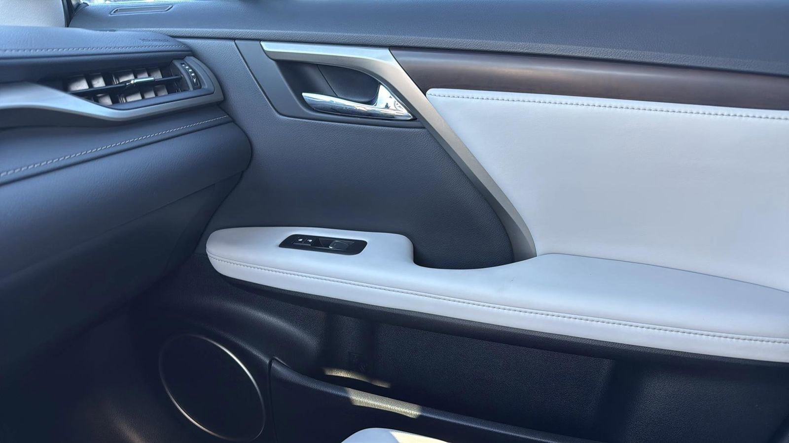 Used 2022 Lexus RX 350 FWD w/ Premium Package image 23