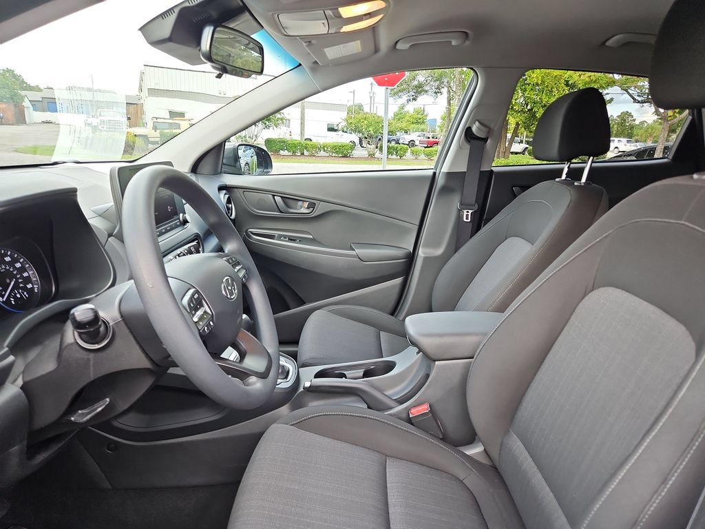 Used 2023 Hyundai Kona SEL w/ Cargo Package FWD image 18