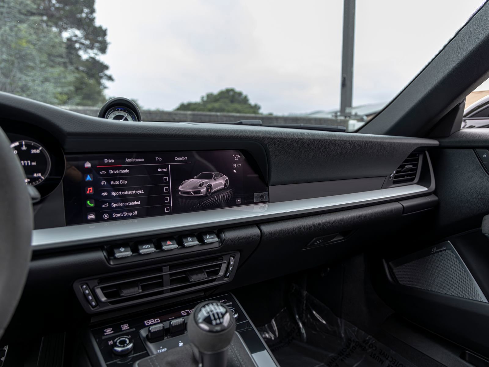 Certified 2022 Porsche 911 Targa 4 GTS AWD/4WD image 36