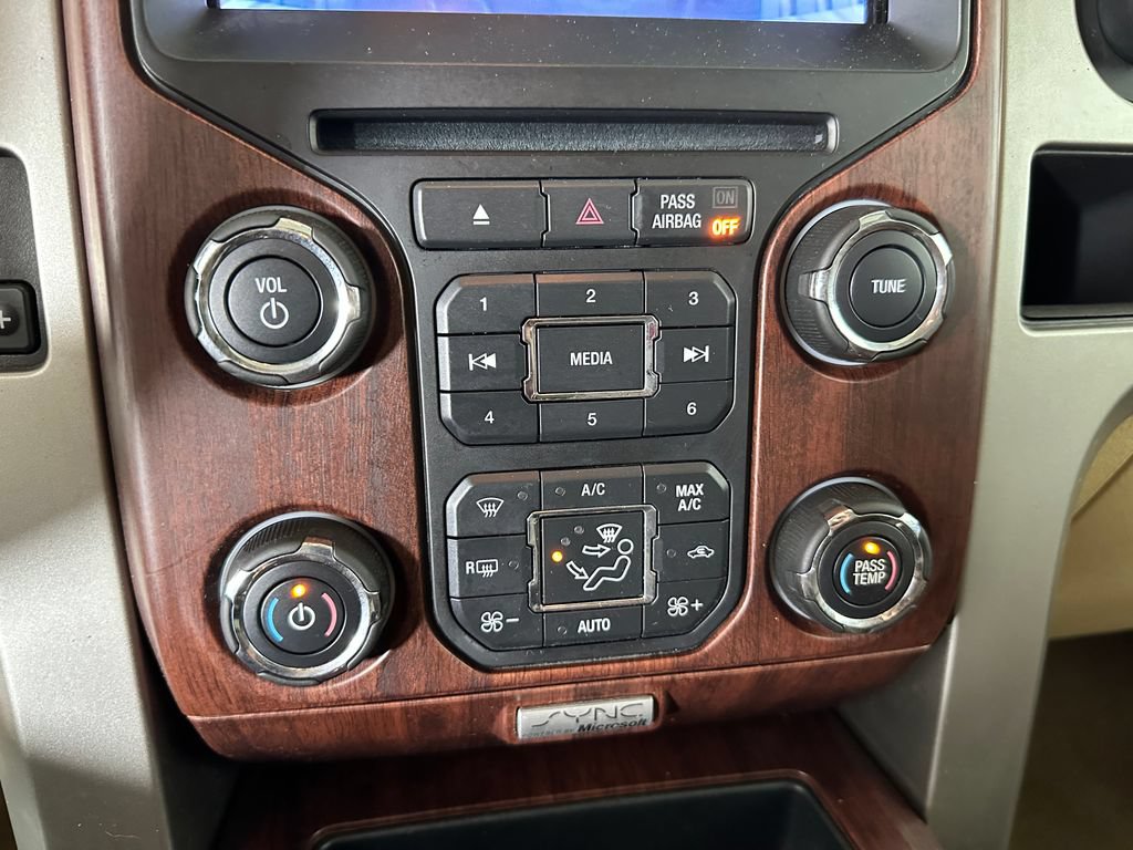 Used 2013 Ford F150 King Ranch w/ King Ranch Luxury Pkg AWD/4WD image 18
