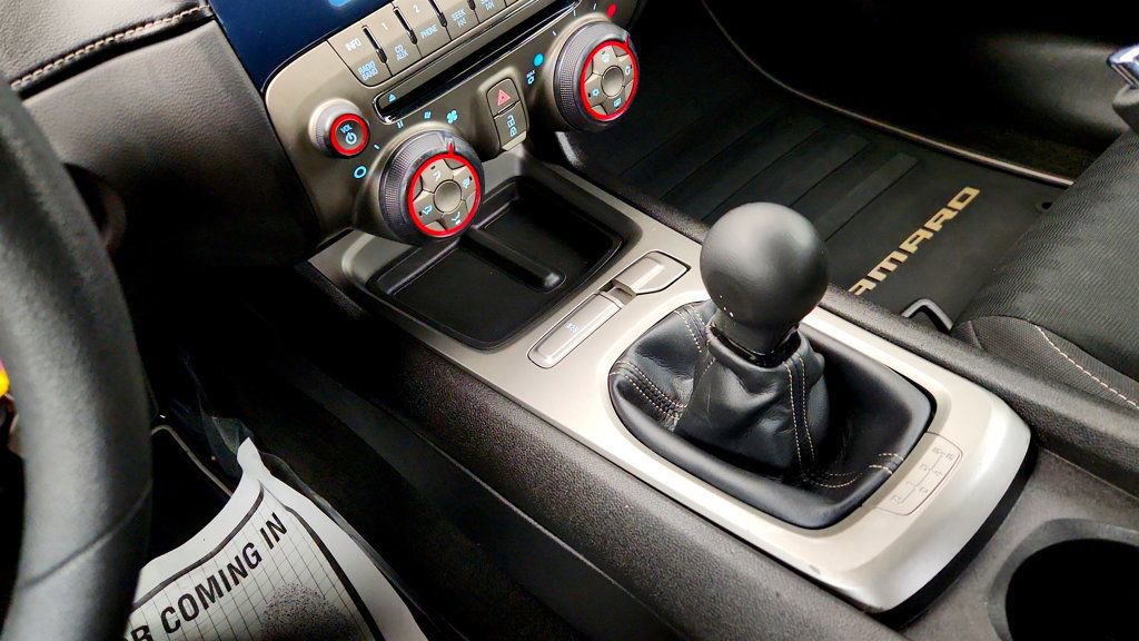 Used 2012 Chevrolet Camaro LS RWD image 16