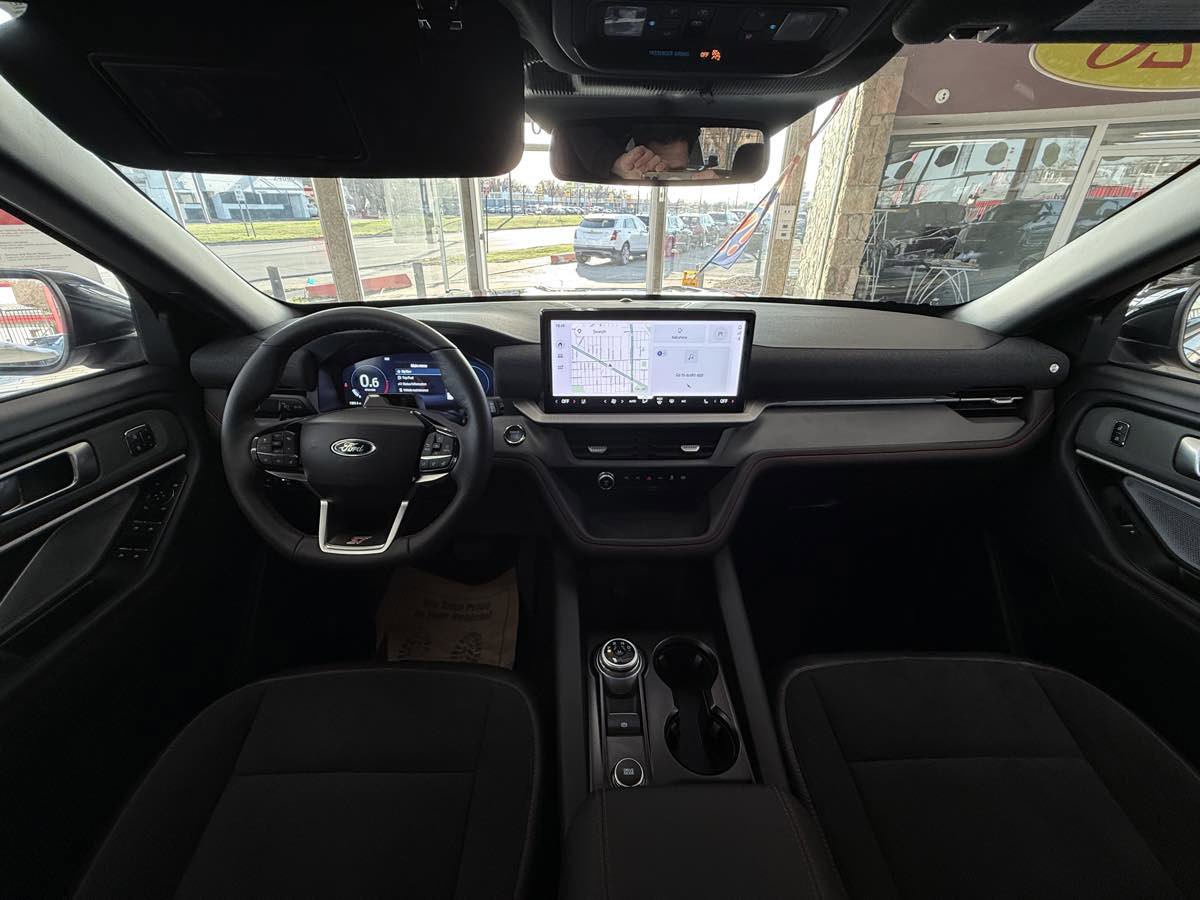 Used 2026 Ford Explorer ST w/ Sun And Sound Package image 19