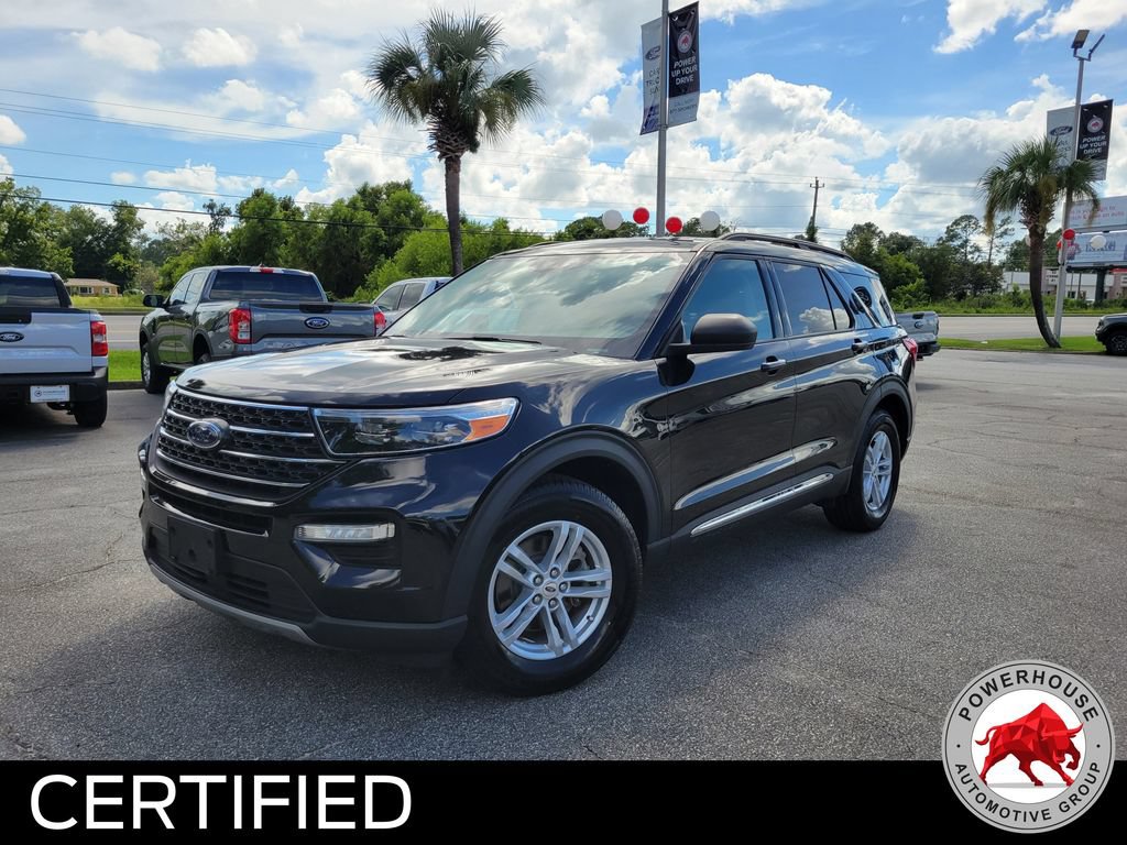 Certified 2024 Ford Explorer XLT w/ Equipment Group 202A RWD image 2