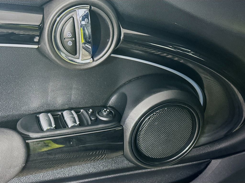 Used 2023 MINI Cooper Convertible image 25