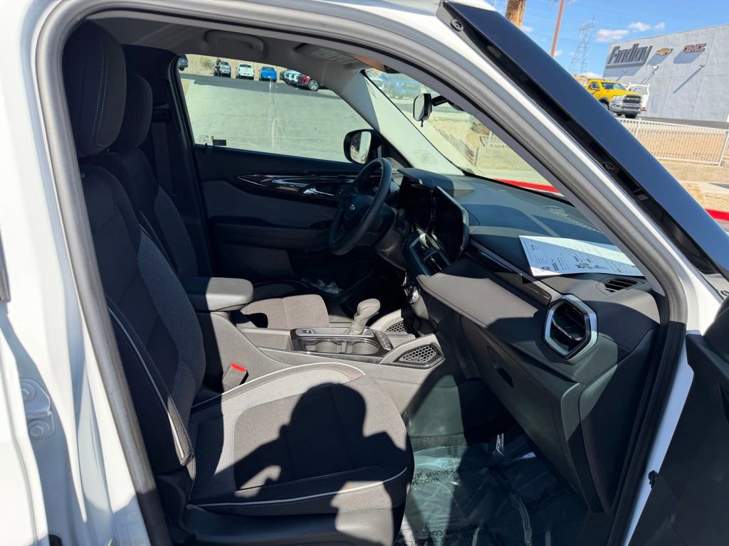 Used 2024 Chevrolet TrailBlazer LS w/ LS Convenience Package image 14