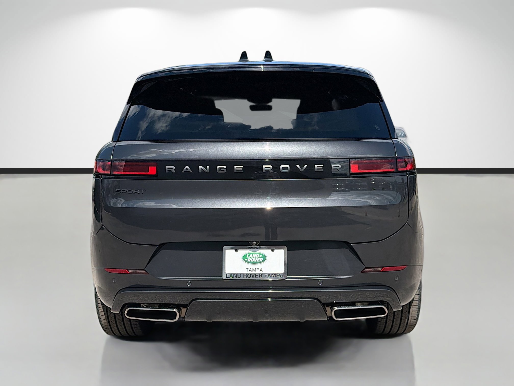 Certified 2025 Land Rover Range Rover Sport Dynamic SE AWD/4WD image 4