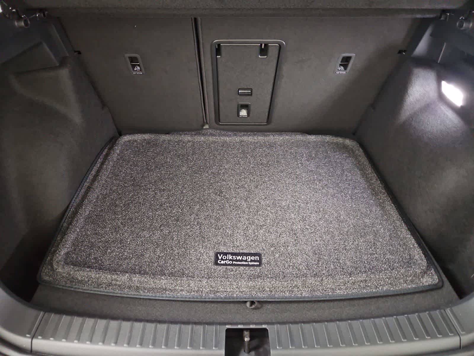 New 2026 Volkswagen Taos SEL AWD/4WD image 35