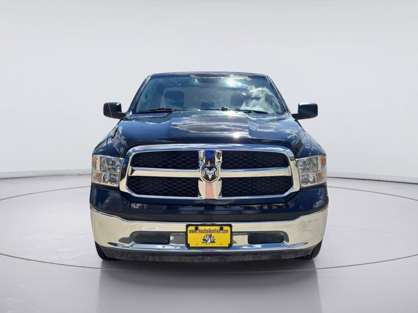 Used 2024 RAM 1500 Classic SLT AWD/4WD image 8
