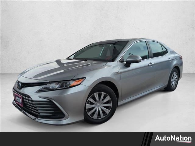 Used 2021 Toyota Camry LE image 1