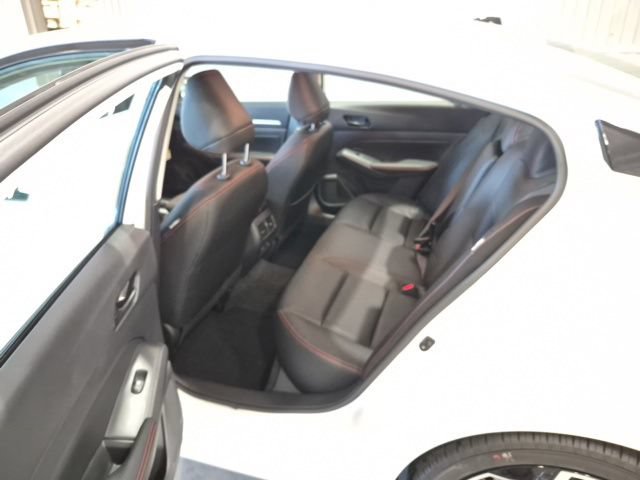New 2026 Nissan Altima 2.5 SR FWD image 15