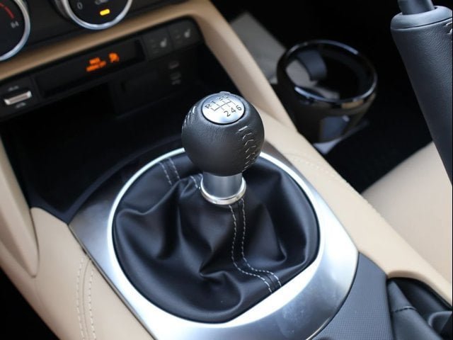 New 2026 MAZDA MX-5 Miata RF Grand Touring w/ Appearance Package RWD image 31