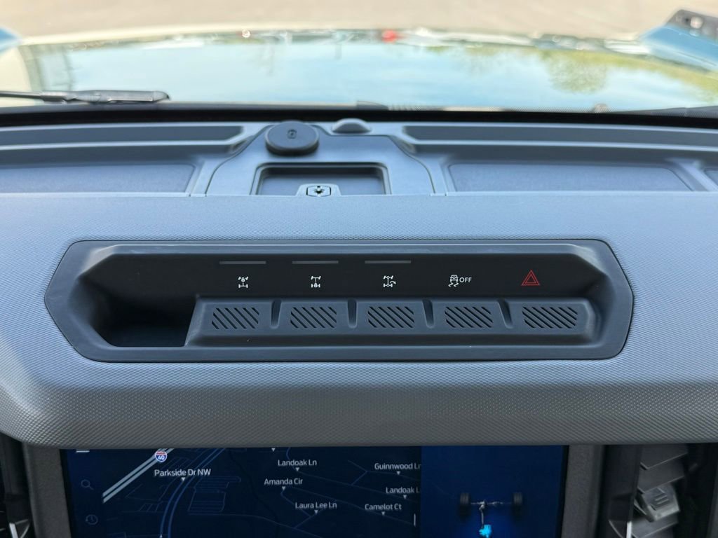 Used 2024 Ford Bronco Everglades image 27