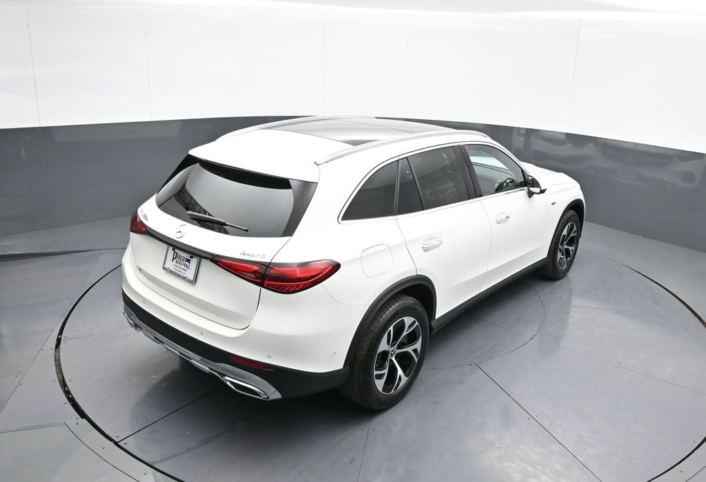 Used 2025 Mercedes-Benz GLC 350e 4MATIC image 42