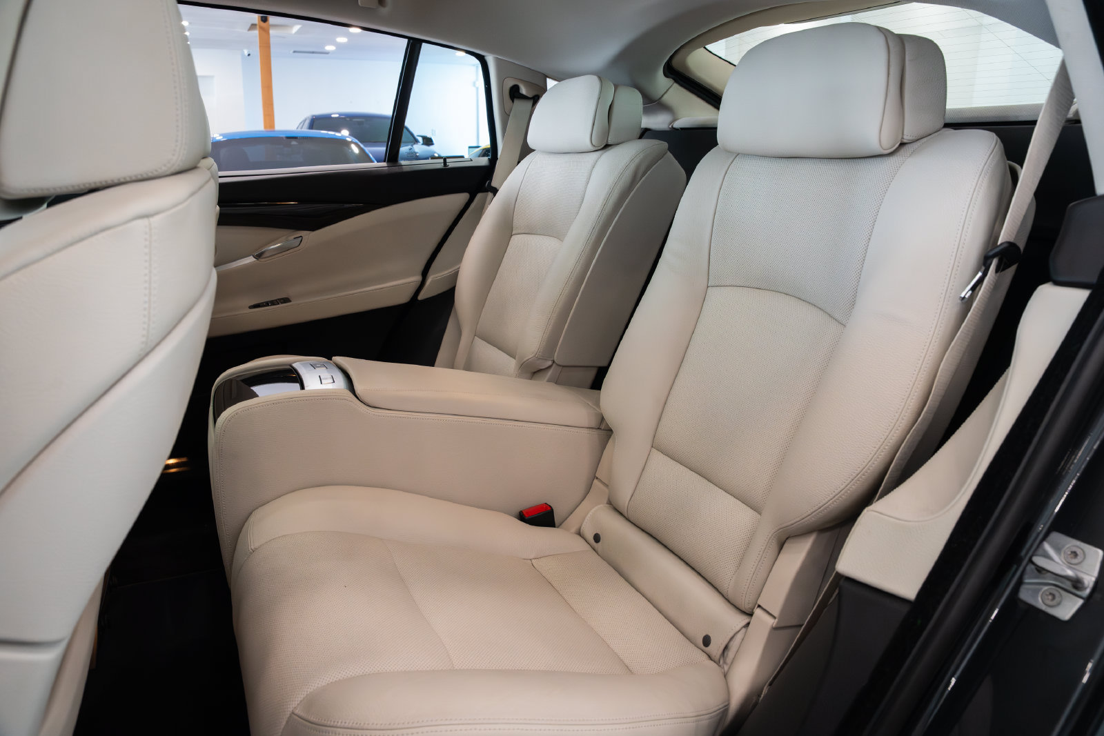 Used 2012 BMW 535i Gran Turismo RWD image 22