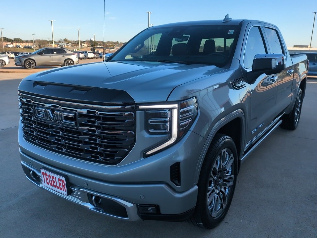 Used 2025 GMC Sierra 1500 Denali Ultimate image 3