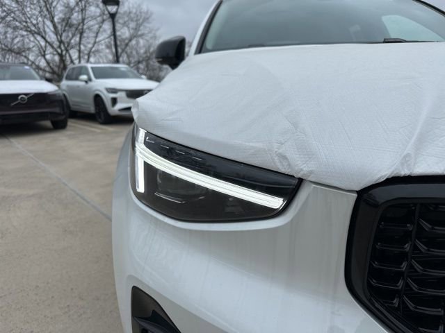 New 2026 Volvo XC40 B5 Plus w/ Protection Package Premier image 10