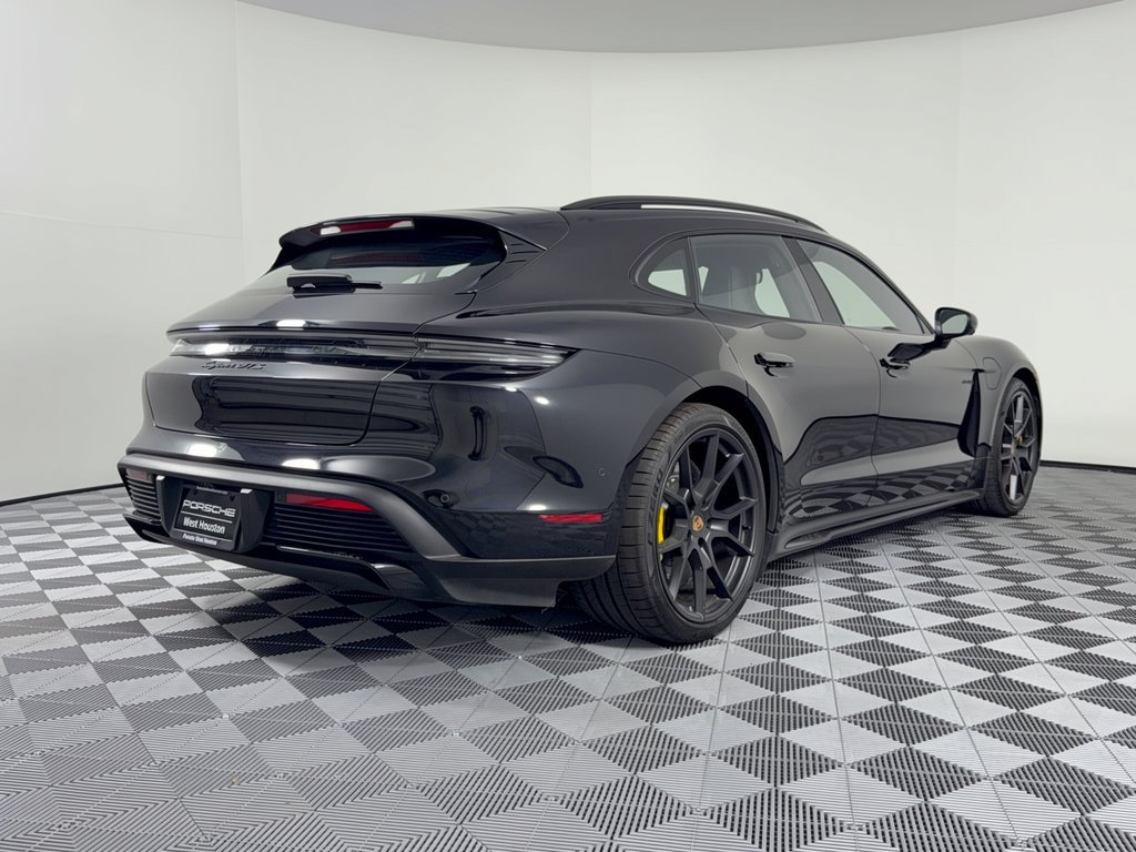 New 2025 Porsche Taycan GTS AWD/4WD image 9