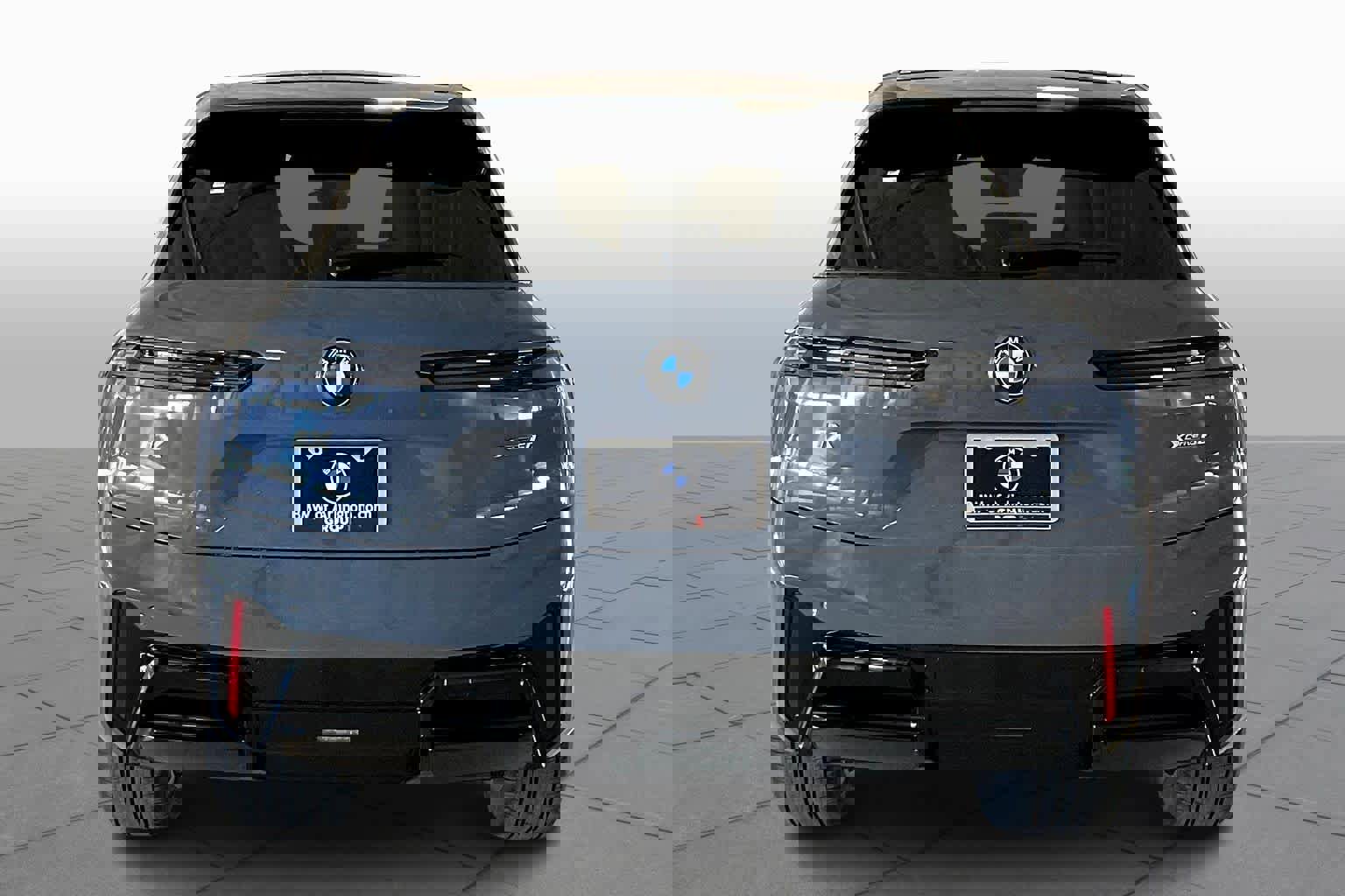 New 2026 BMW iX xDrive60 w/ M Sport Package image 4