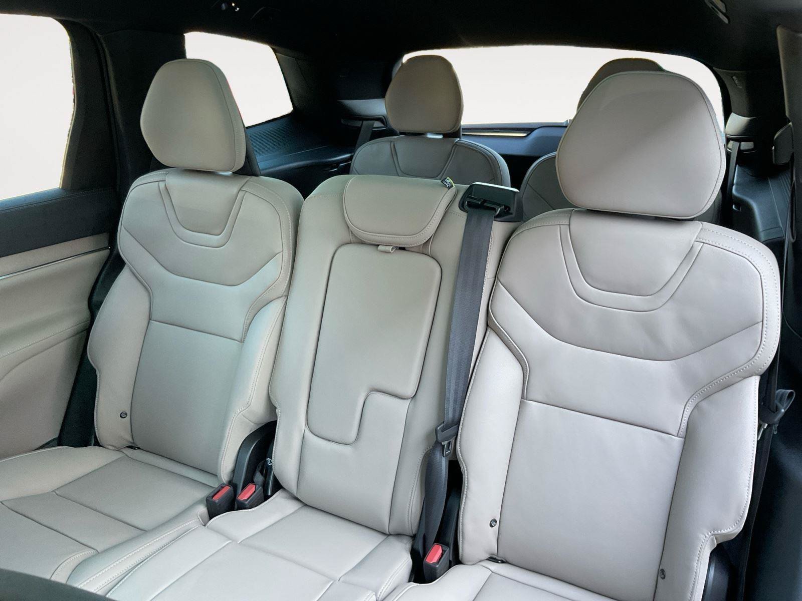 New 2026 Volvo EX90 Ultra AWD/4WD image 13