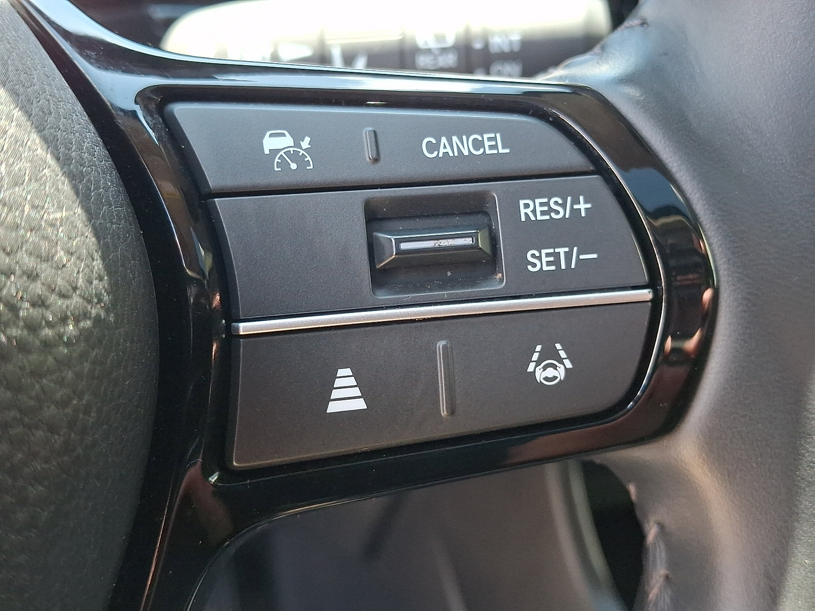 Used 2023 Honda CR-V EX-L image 22