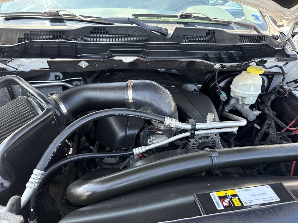 Used 2017 RAM 1500 Classic SLT AWD/4WD image 28
