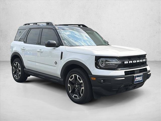 Used 2024 Ford Bronco Sport Outer Banks w/ Tech Package AWD/4WD video 3