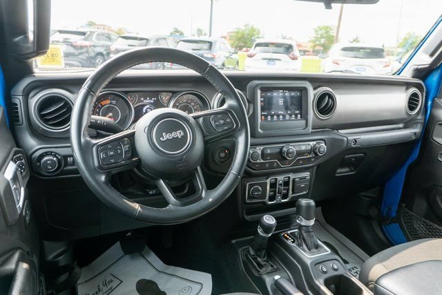 Used 2022 Jeep Gladiator Sport AWD/4WD image 12