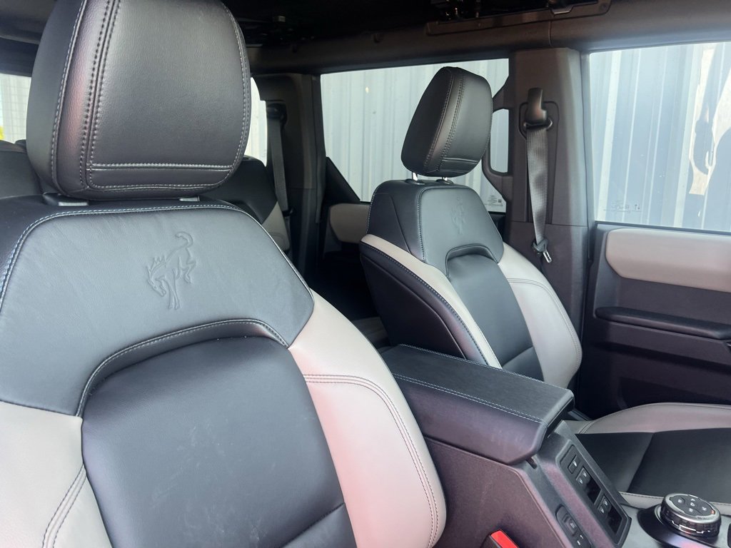 Used 2024 Ford Bronco Wildtrak image 38