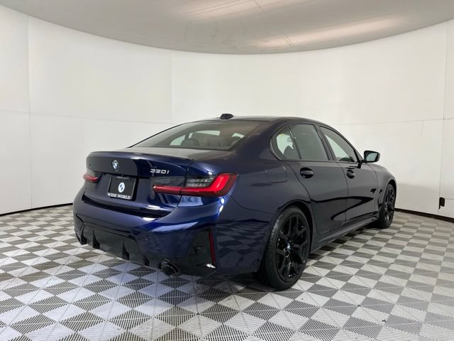 New 2026 BMW 330i xDrive Sedan w/ M Sport Package AWD/4WD image 7