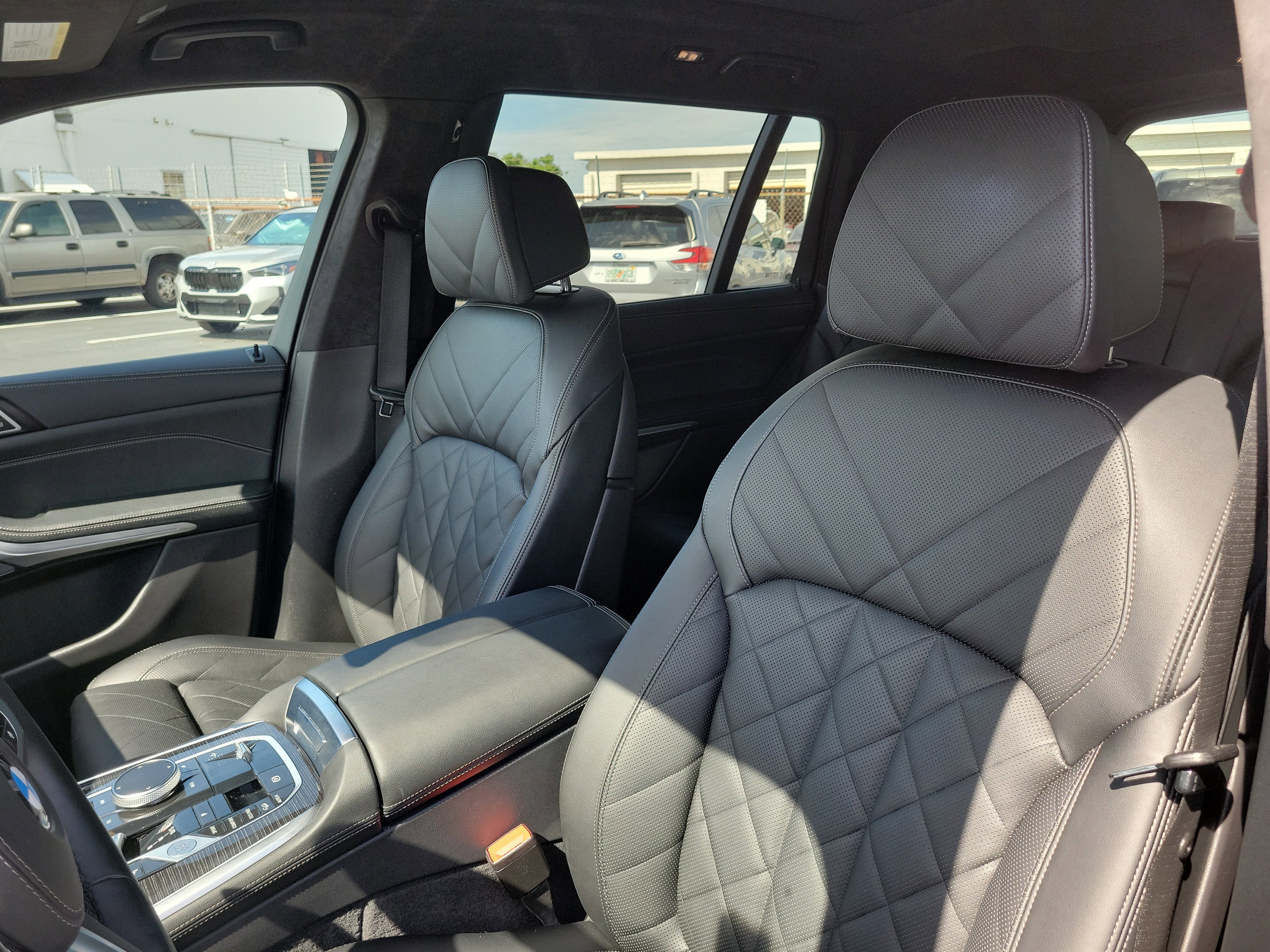 Used 2026 BMW X7 xDrive40i AWD/4WD image 23