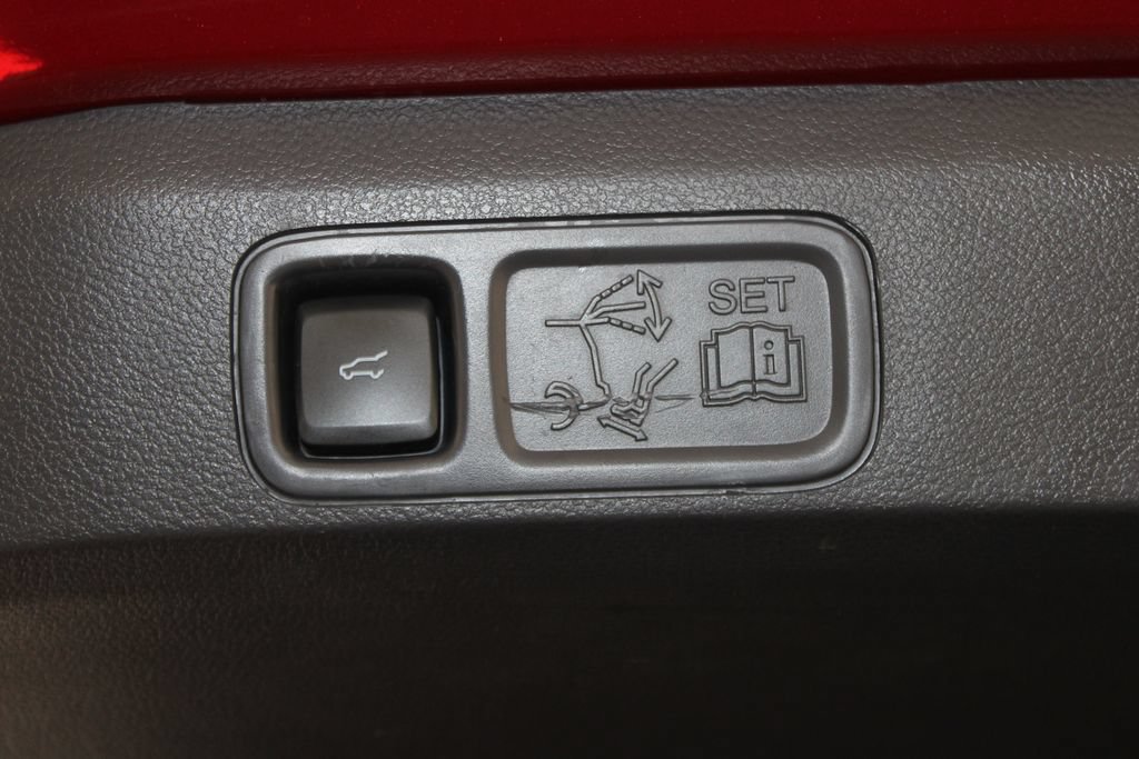 Used 2022 Ford Expedition Platinum AWD/4WD image 34