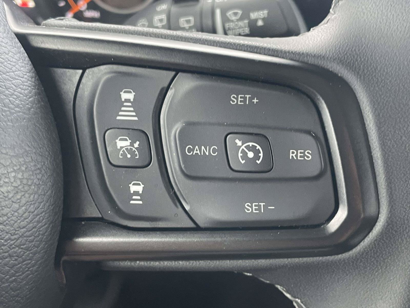Used 2026 Jeep Wrangler Unlimited Rubicon AWD/4WD image 28