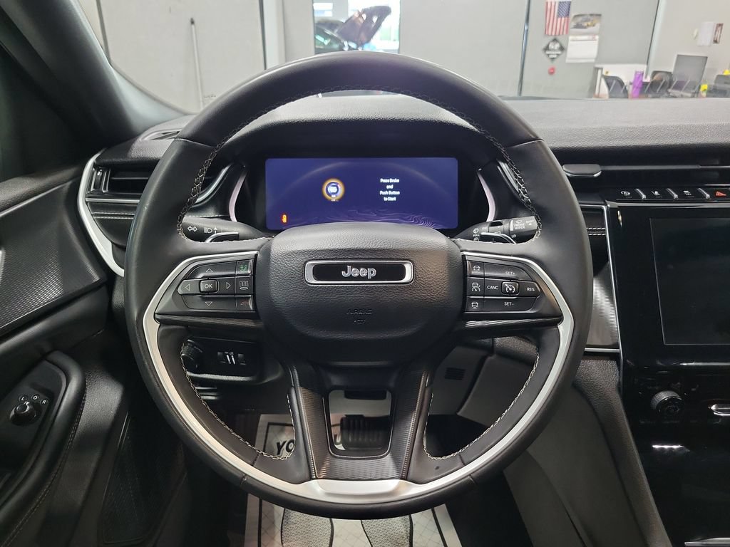 Certified 2024 Jeep Grand Cherokee L Laredo AWD/4WD image 30