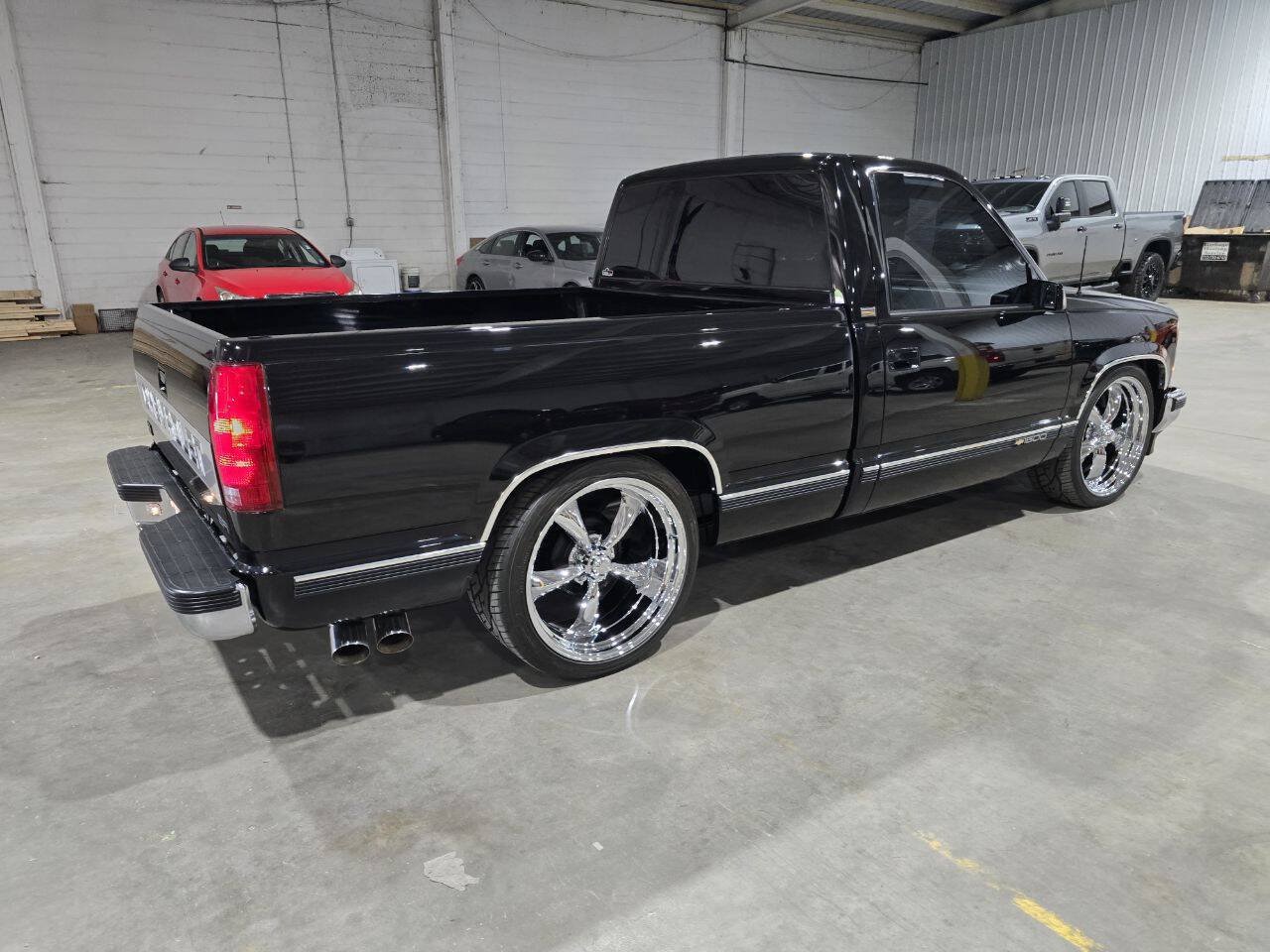 Used 1990 Chevrolet Silverado 1500 2WD Regular Cab image 15