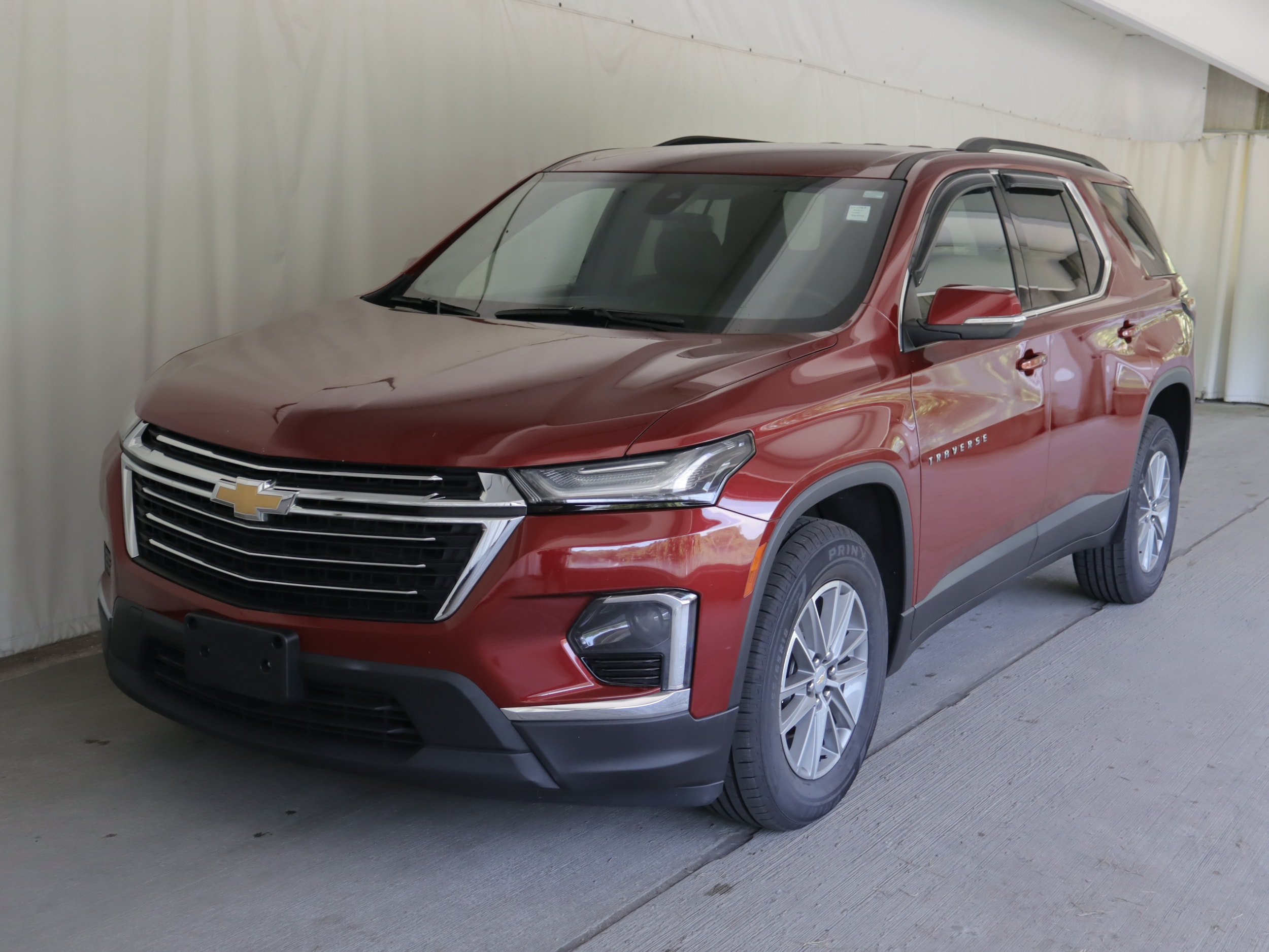 Used 2023 Chevrolet Traverse LT AWD/4WD image 20