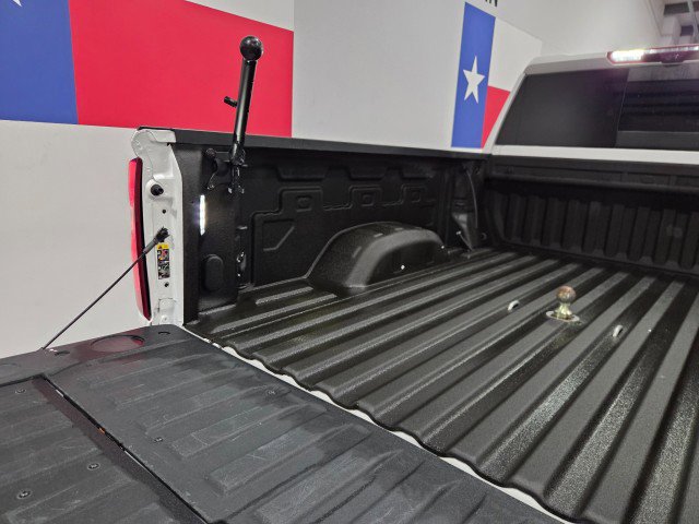 Used 2022 Chevrolet Silverado 2500 LTZ w/ LTZ Premium Package AWD/4WD image 32