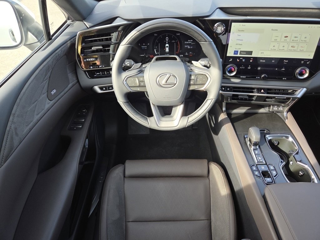 New 2025 Lexus RX 350 AWD image 4