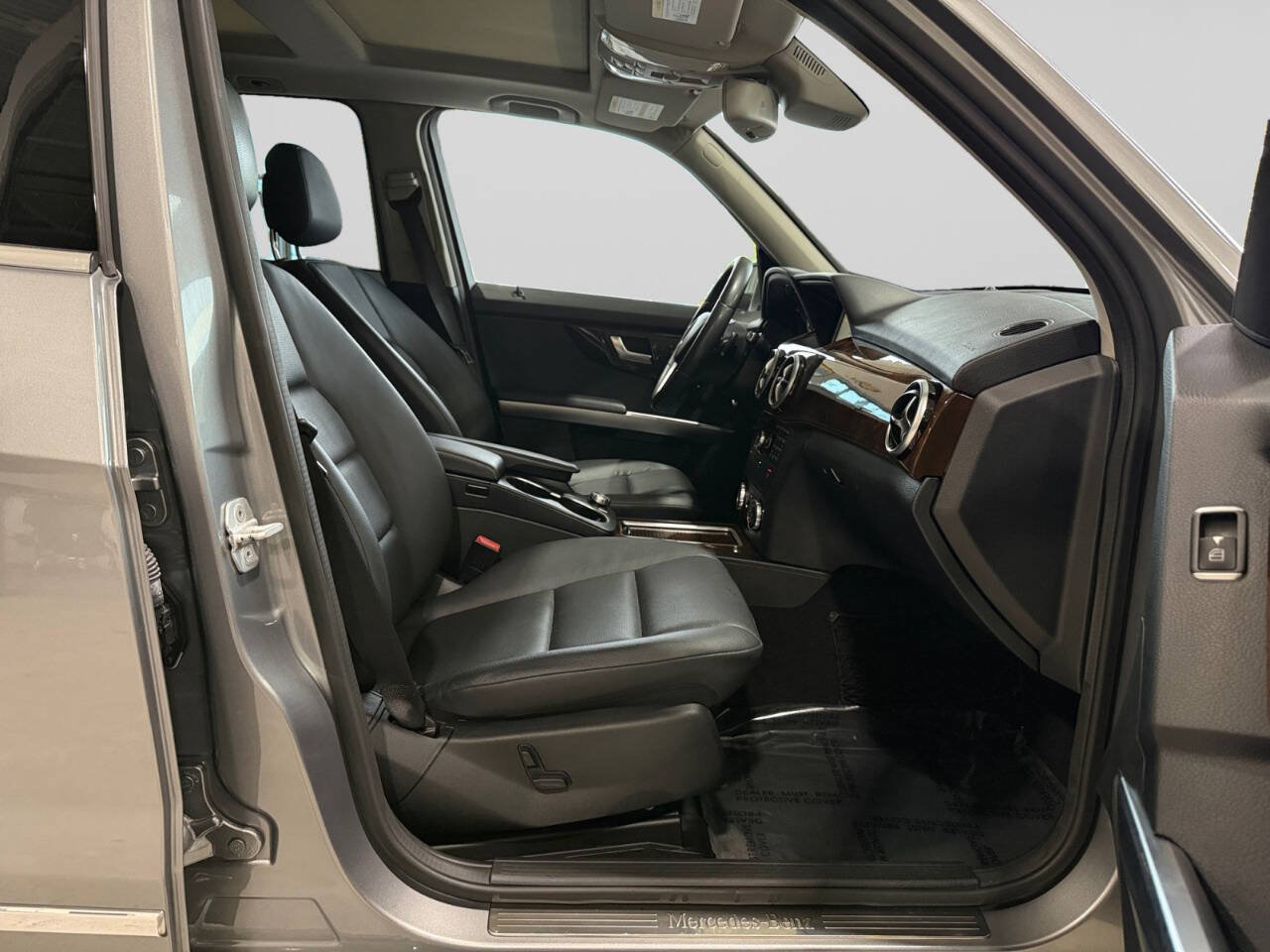Used 2015 Mercedes-Benz GLK 350 4MATIC image 17
