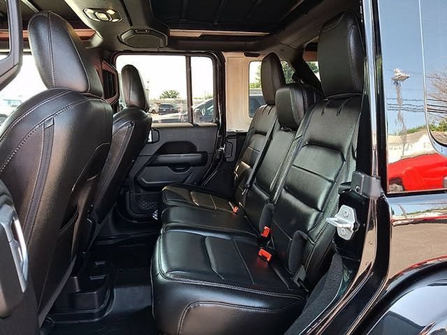 Used 2021 Jeep Wrangler Unlimited Sahara AWD/4WD image 13