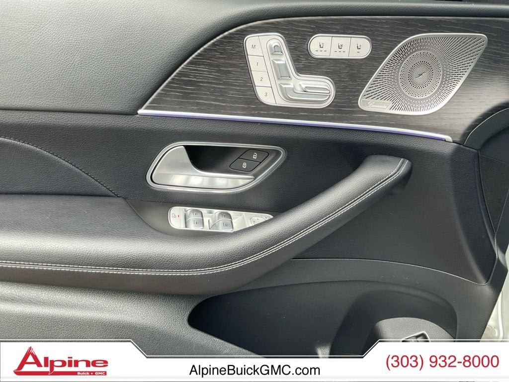 Used 2023 Mercedes-Benz GLS 450 4MATIC image 19