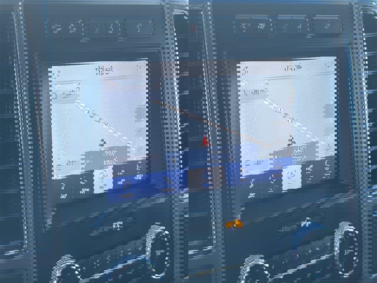 Used 2021 Ford Expedition XLT image 24