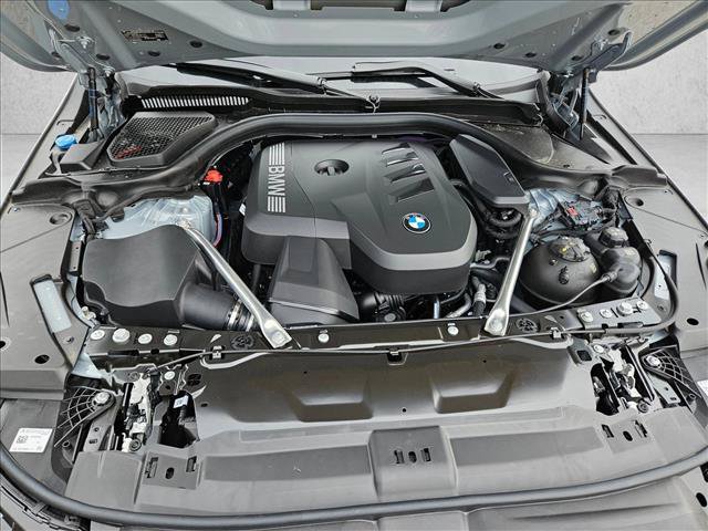 Used 2027 BMW 530i w/ M Sport Package RWD image 17