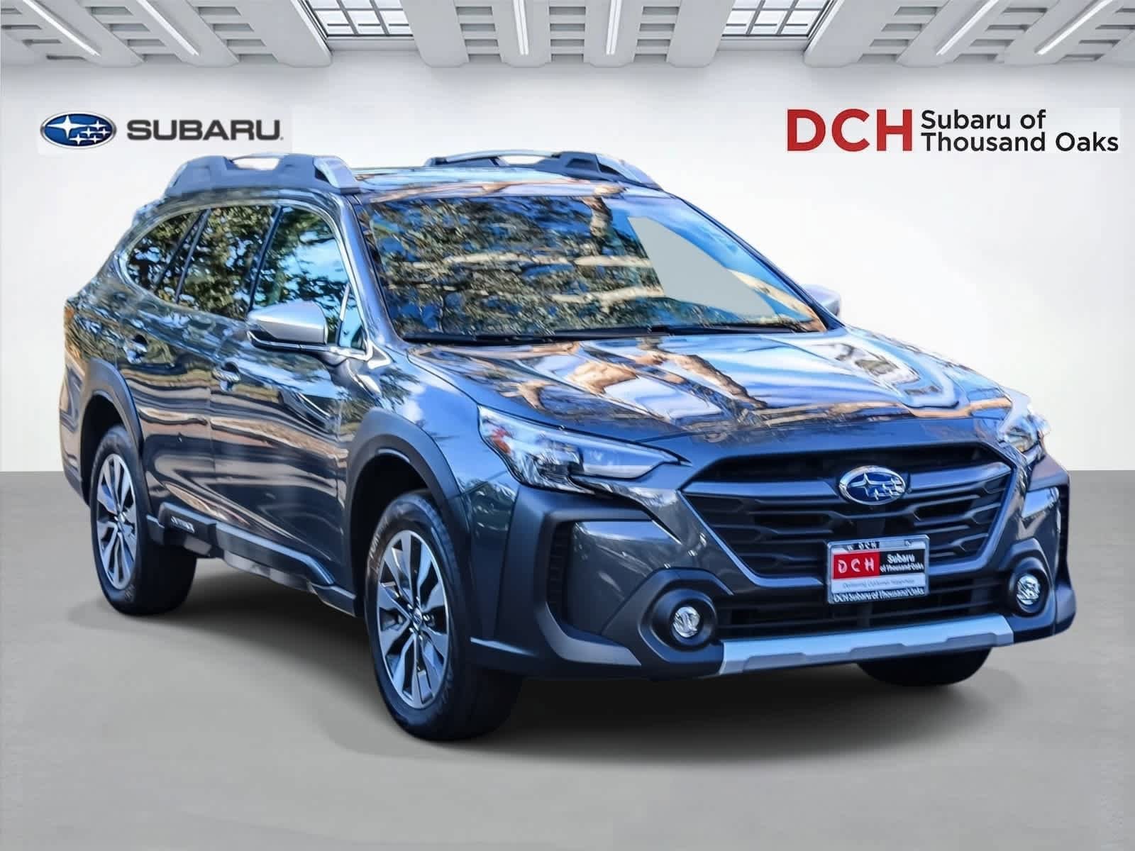 Certified 2025 Subaru Outback Touring XT w/ Tech Package 2 AWD/4WD image 3
