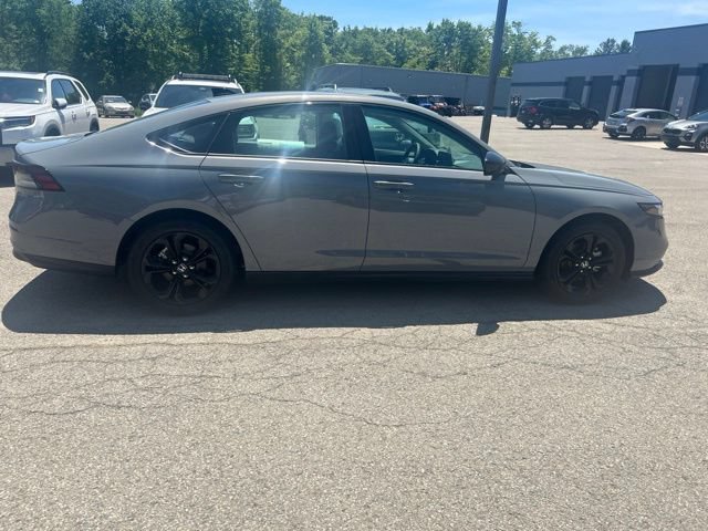 New 2025 Honda Accord SE image 8