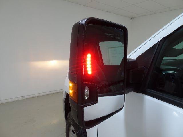 Used 2019 Chevrolet Silverado 2500 W/T AWD/4WD image 19