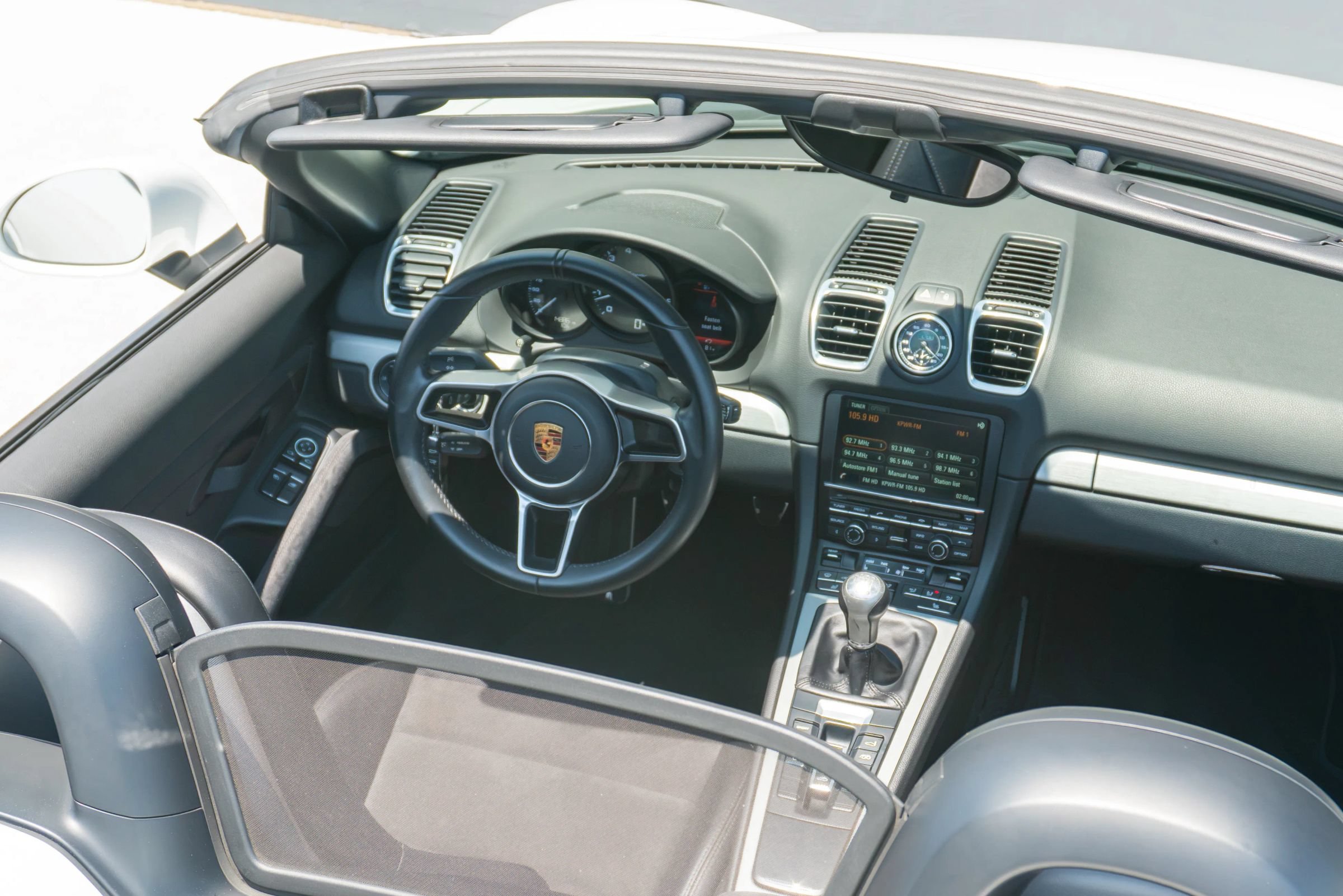 Used 2016 Porsche Boxster Spyder RWD image 60