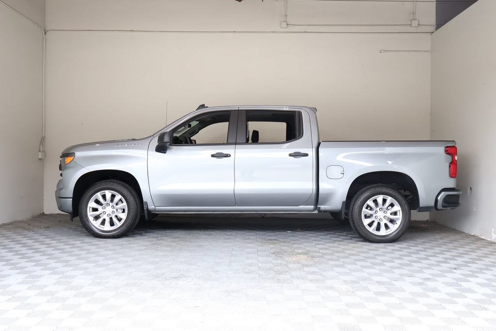 Used 2025 Chevrolet Silverado 1500 Custom RWD image 7