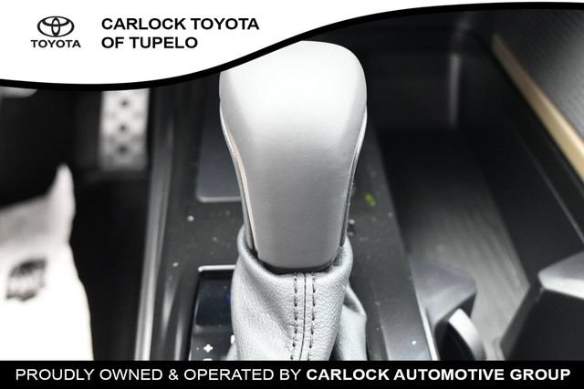 New 2026 Toyota Camry SE w/ Convenience Package FWD image 32