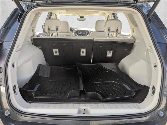 Used 2019 GMC Terrain Denali w/ Advanced Safety Package AWD/4WD image 6