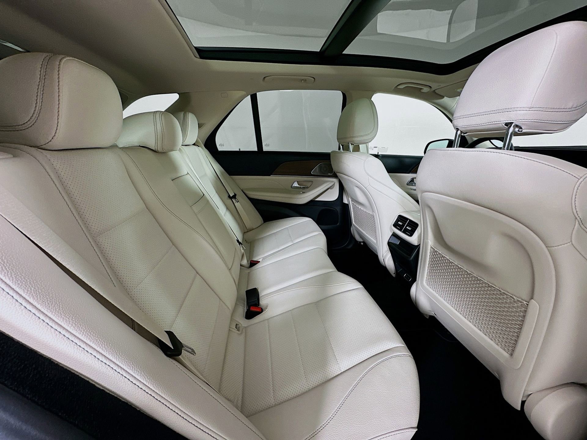 New 2026 Mercedes-Benz GLE 450e 4MATIC image 30